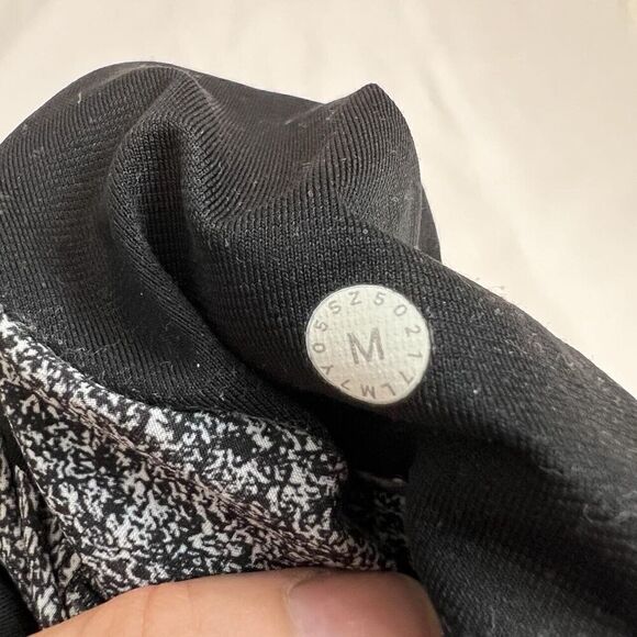 Sold  - Picture 3 of 8